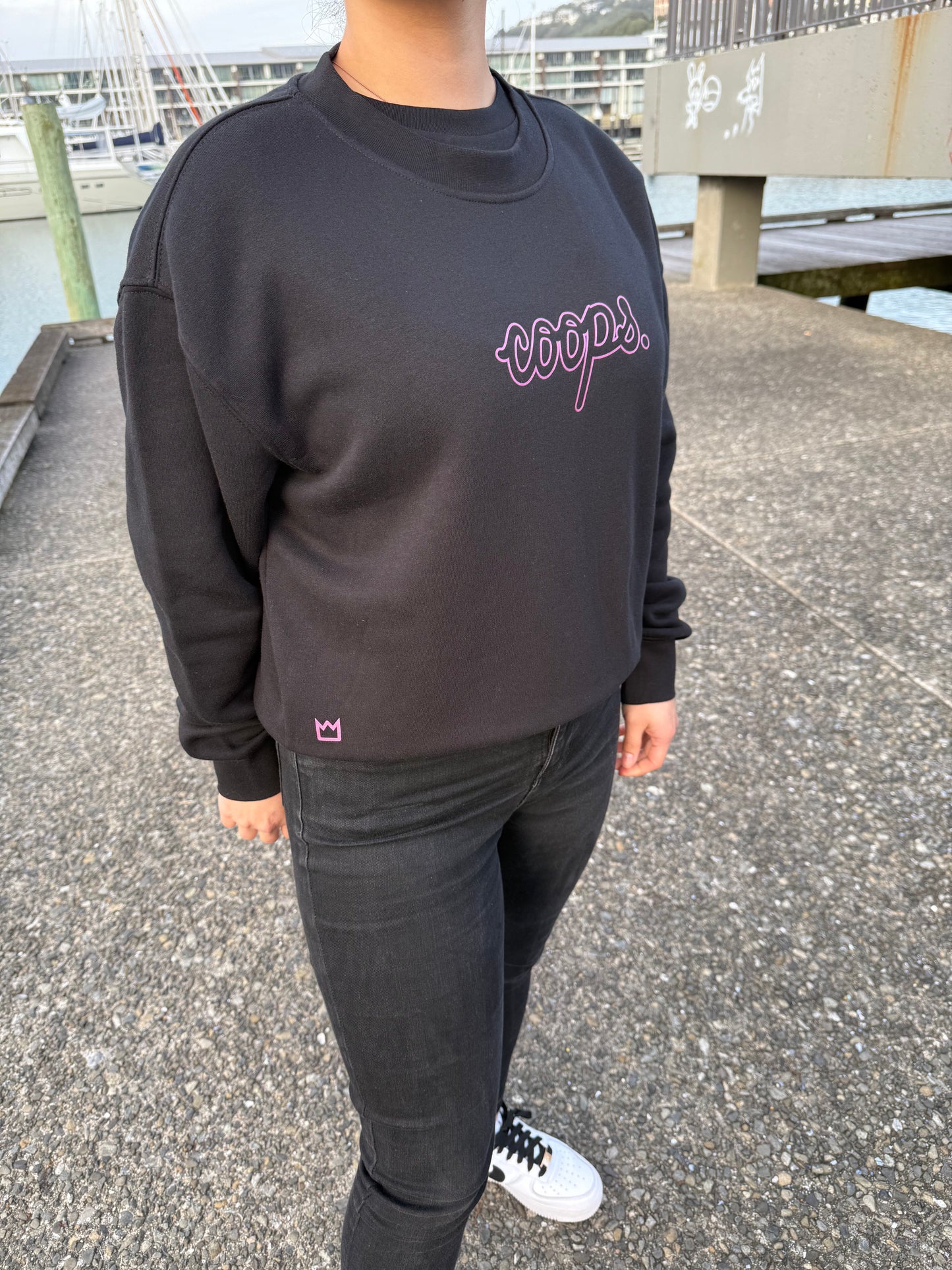 Womens Metallic Crew