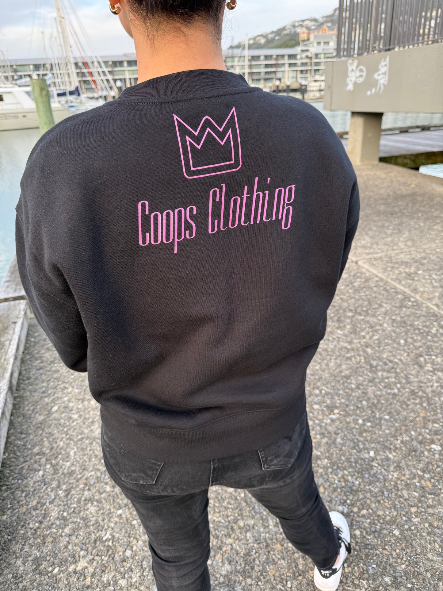 Womens Metallic Crew